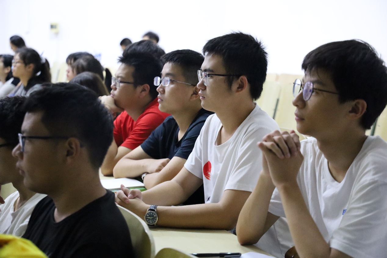 (文:闵义/图:兰青兰,审核:郑育声)