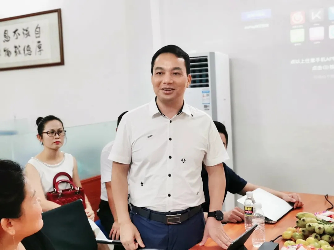 企业走访丨海大总裁五班同学会走访邓海军和戴爱同学合作的七星共享物