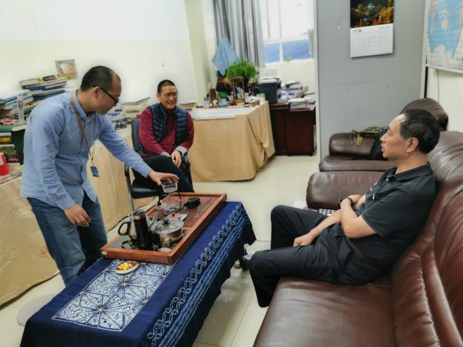 海南大学邹勇华处长一行拜访昆明理工大学季维智院士等