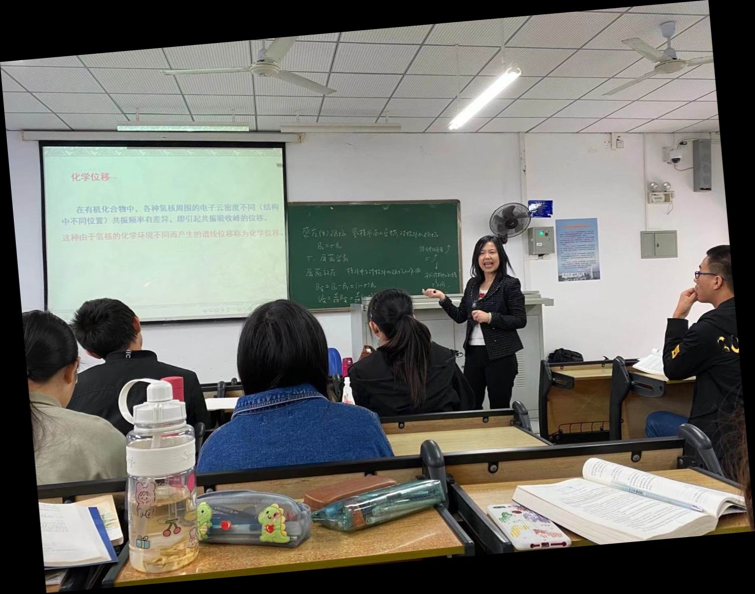 教育部教指委委员王玉枝教授应邀为化学系学生讲授冬季小学期课程