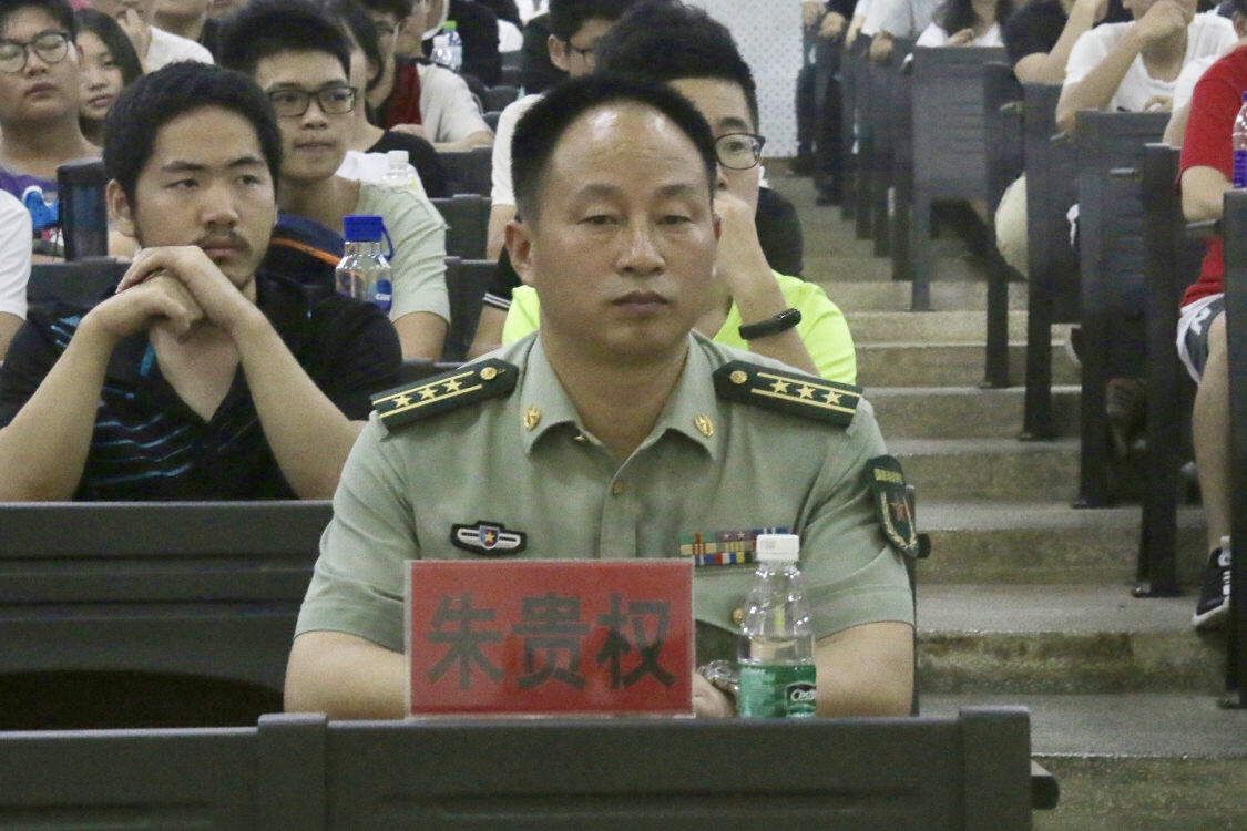 海南大学儋州校区2019年征兵宣讲会成功举办