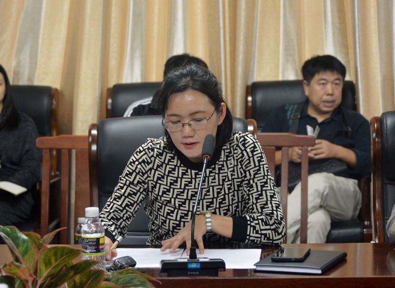 李彩霞副院长传达评估具体要求